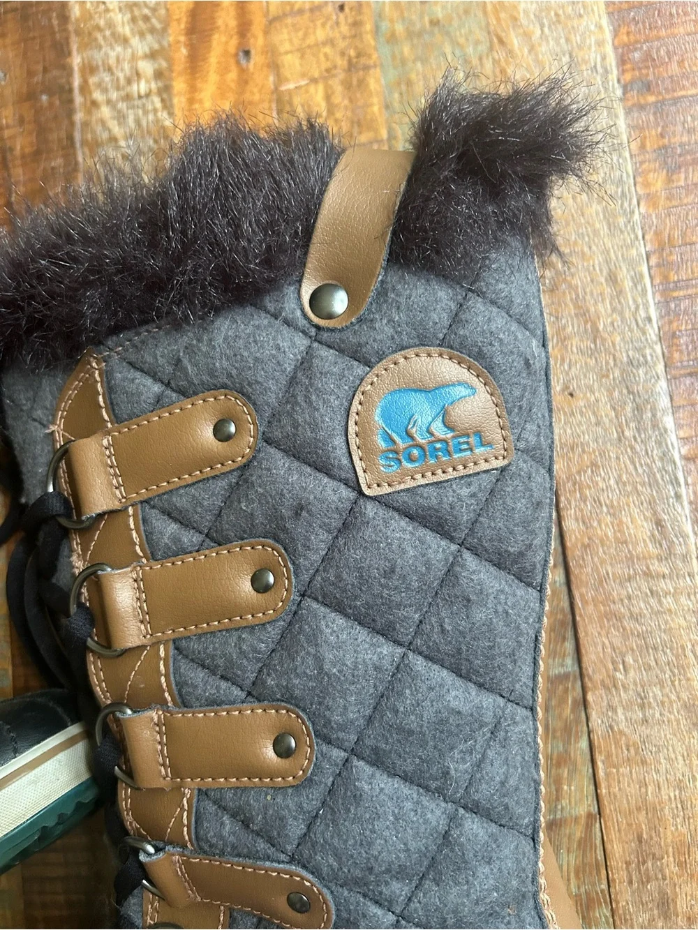 SOREL Torfino Felt Quilted Boots.  “Grizzly Bear/Siberia”.